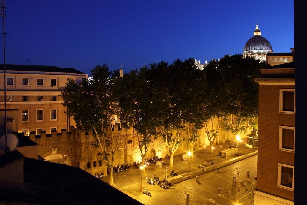 Отель Relais Vatican View Рим Экстерьер фото